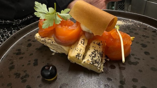 CARPACCIO DI SALMONE MARINATO AGLI AGRUMI 