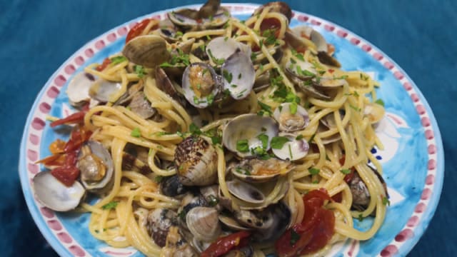 Spaghettoni alla vongole