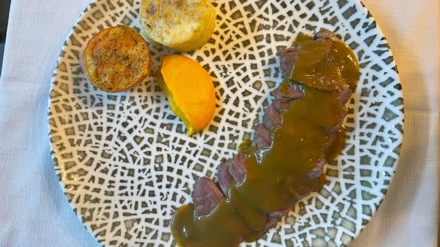 Magret de pato salsa mangoo
