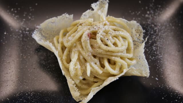 CACIO E PEPE