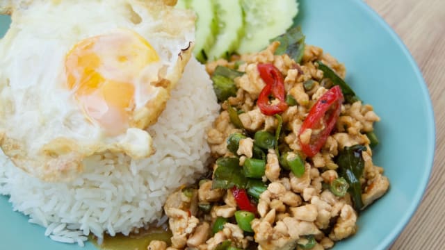 Carne com molho Manjericão 