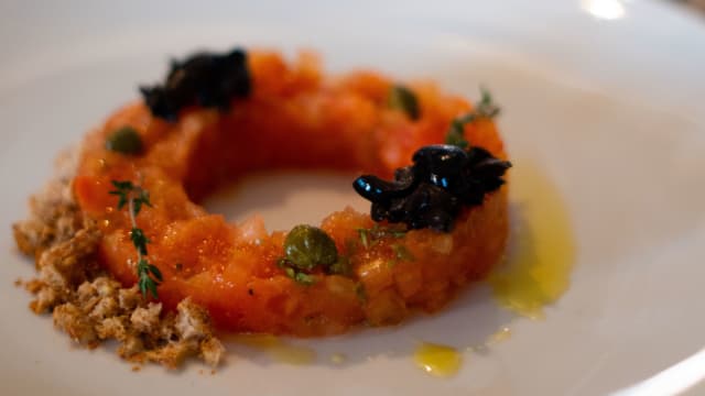 Tartare vegetale ai profumi del Mediterraneo
