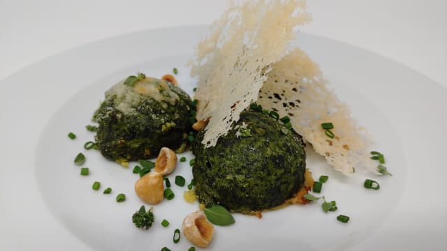 I nostri Rabaton con ricotta di capra e erbette fresche 