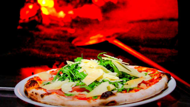 pizza rucola