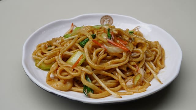 Nouilles sautées 炒面