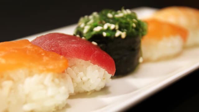 detalle nigiri sushi