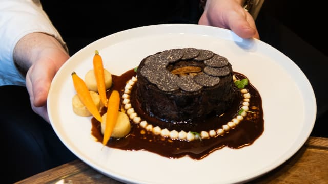 La Joue de Bœuf à la Royale