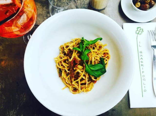 Linguine al Pesto Rosso Siciliano