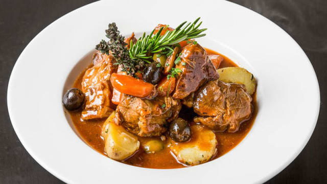 Etouffée de veau au olives