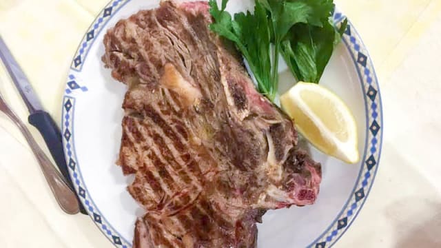 Costata di manzo alla griglia 