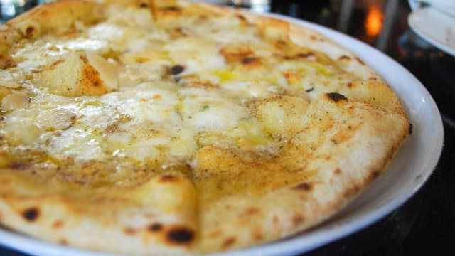 Pizza Quattro Fromaggi