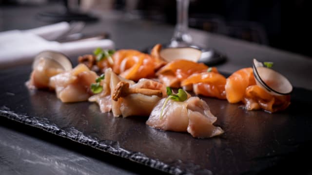Côté fumoir - Assortiment de poissons fumés « maison », toasts, beurre au citron confit 