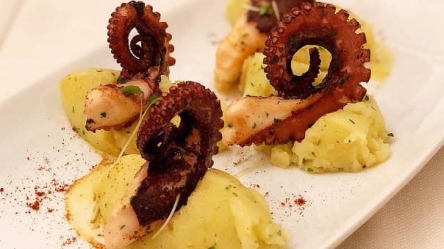 Polpo Grill e Patate Prezzemolate