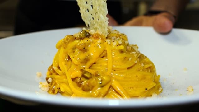 SPAGHETTI ALLA CARBONARA
