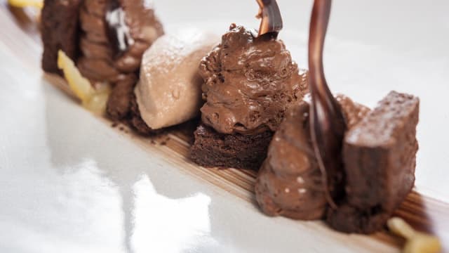 TOUT CHOCOLAT