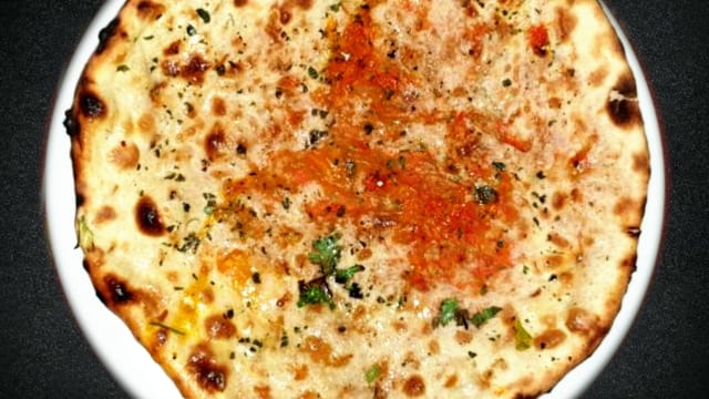 Kashmir Paratha