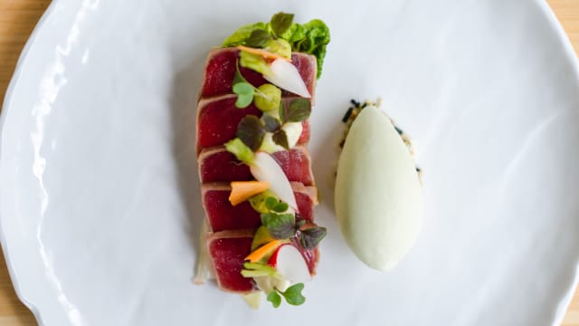 Tuna Tataki