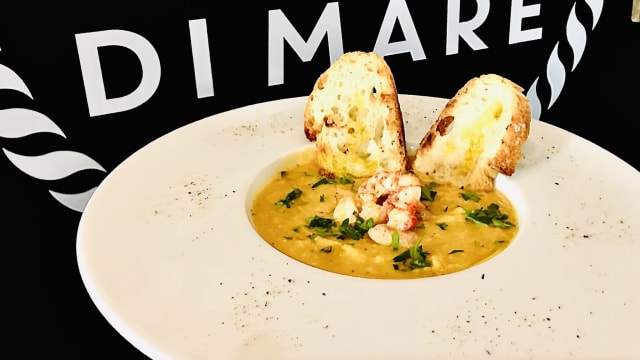 VELLUTATA DI ZUCCA E CECI CON GAMBERI DI MAZARA