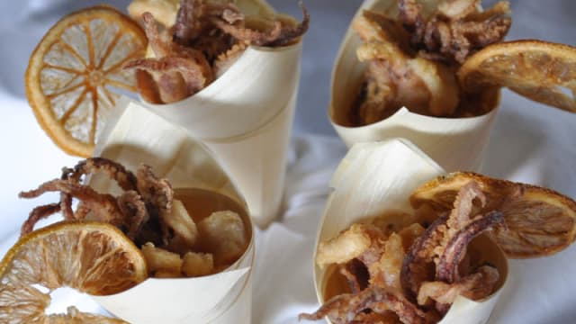 Detalle calamar frito