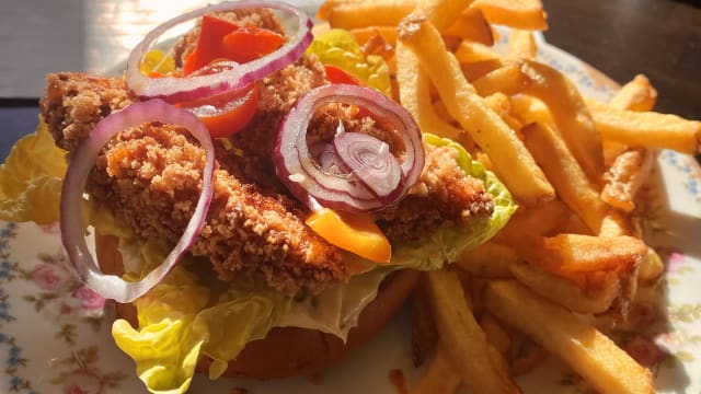 Sandwich pain brioché poulet crispy