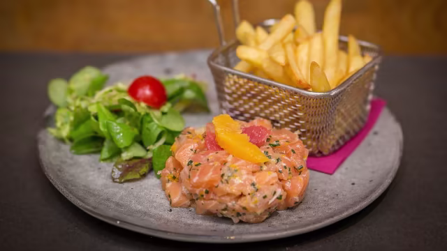 PLAT : Tartare de Saumon aux agrumes
