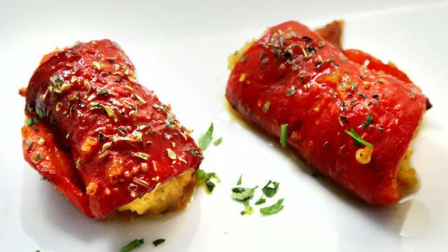 Involtini di peperoni.