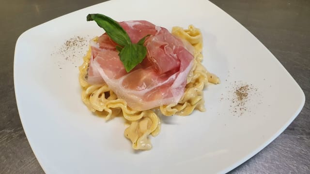 Morilles et Jambon cru