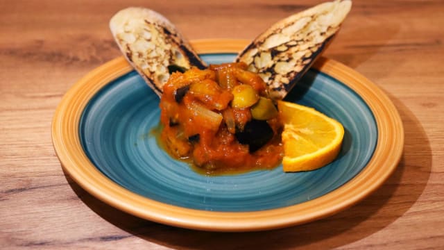 Caponata di Melanzana ricetta tramandata di generazione