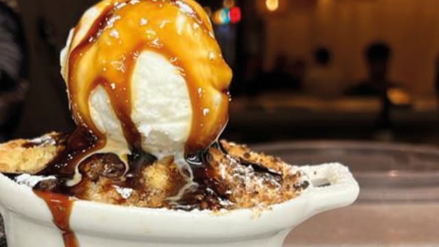APPLE CRUMBLE