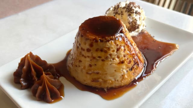 FLAN ARGENTINO CON DULCE DE LECHE