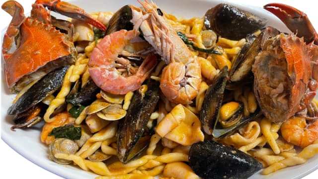 Strozzapreti allo scoglio