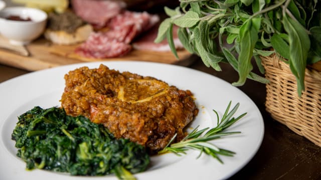 Ossobuco alla Fiorentina, lo chef prepara i piatti della nostra tradizione!