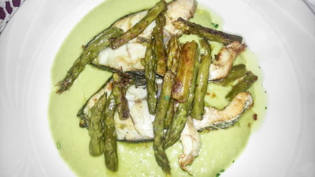 pesce con asparagi