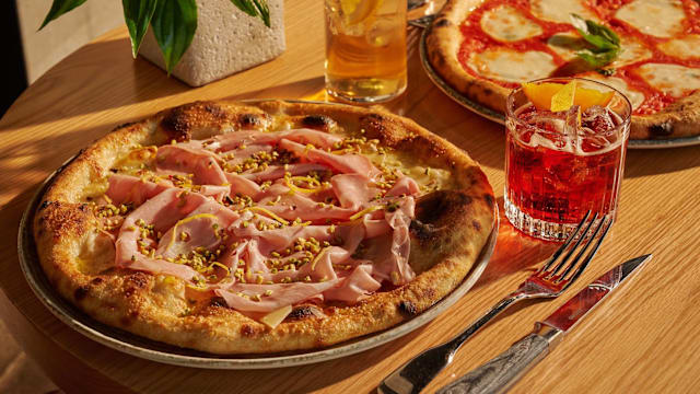 Pizza Mortadella e Pistacchi