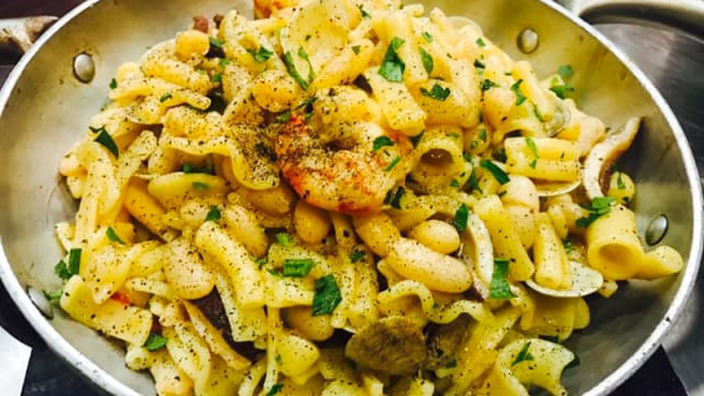 Pasta e fagioli alla pescatora