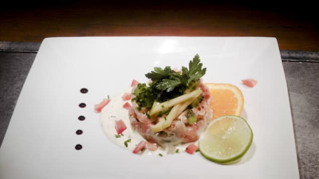 tartare aux 2 saumons et baies roses