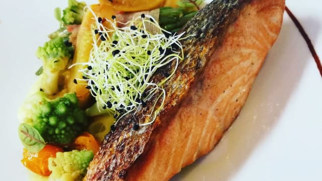 Pavé de Saumon à l’huile d’olive truffée 