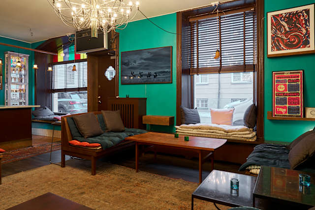 Halv Grek Plus Turk, Stockholm