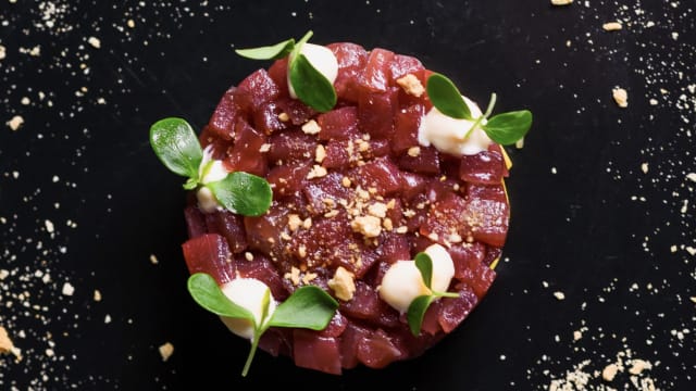TARTARE DI TONNO ROSSO E MANGO