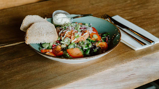 Bij Anton, Kaatsheuvel