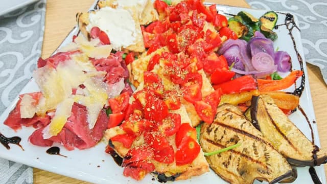 Bruschetta bresaola