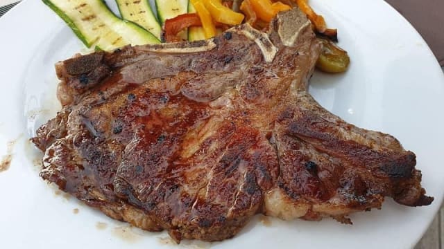 Costata con verdure grigliate