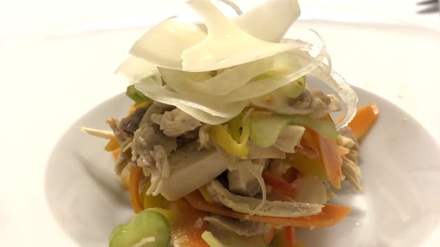 Insalata tiepida di cappone