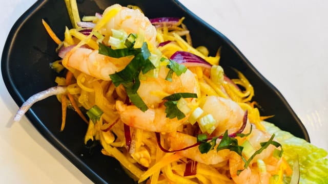 Salade mangue verte aux crevettes