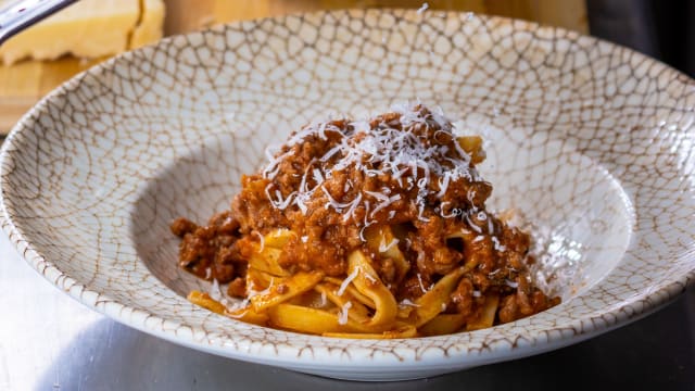 BOLOGNESE