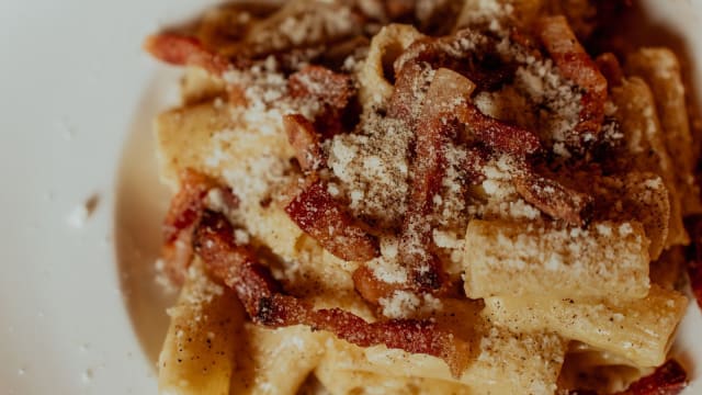 Rigatoni alla carbonara