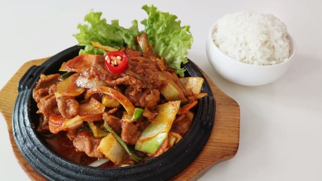 Doejigogi(porc pimentée)