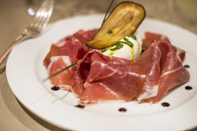 Culadello con burrata pugliese