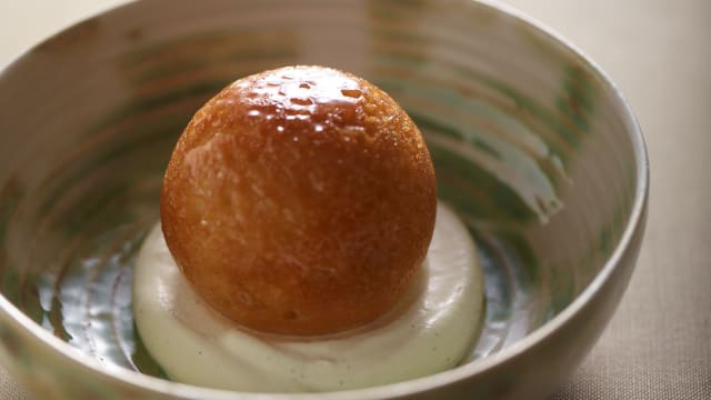 Babà al Rum e Panna Chantilly