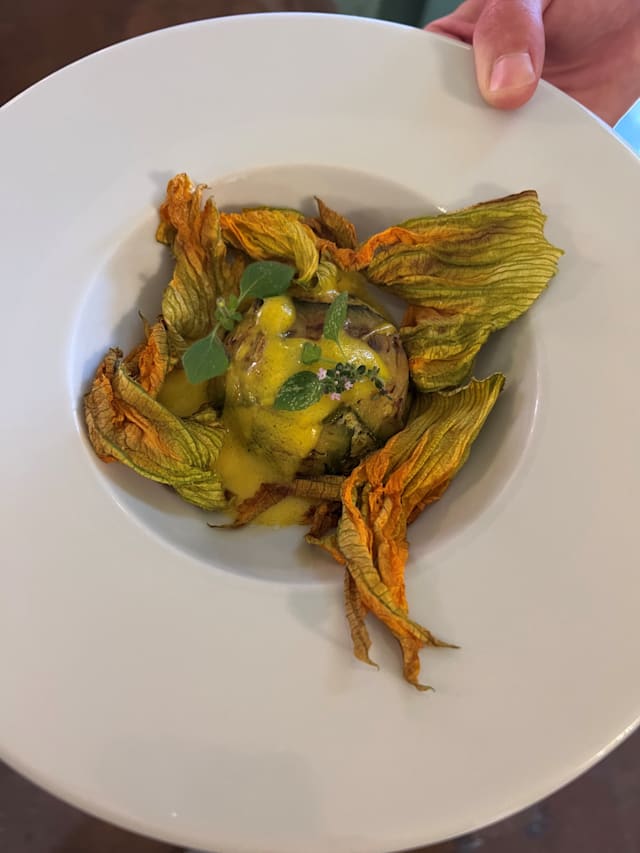 Flan di zucchine con fonduta di pecorino e zaﬀerano
